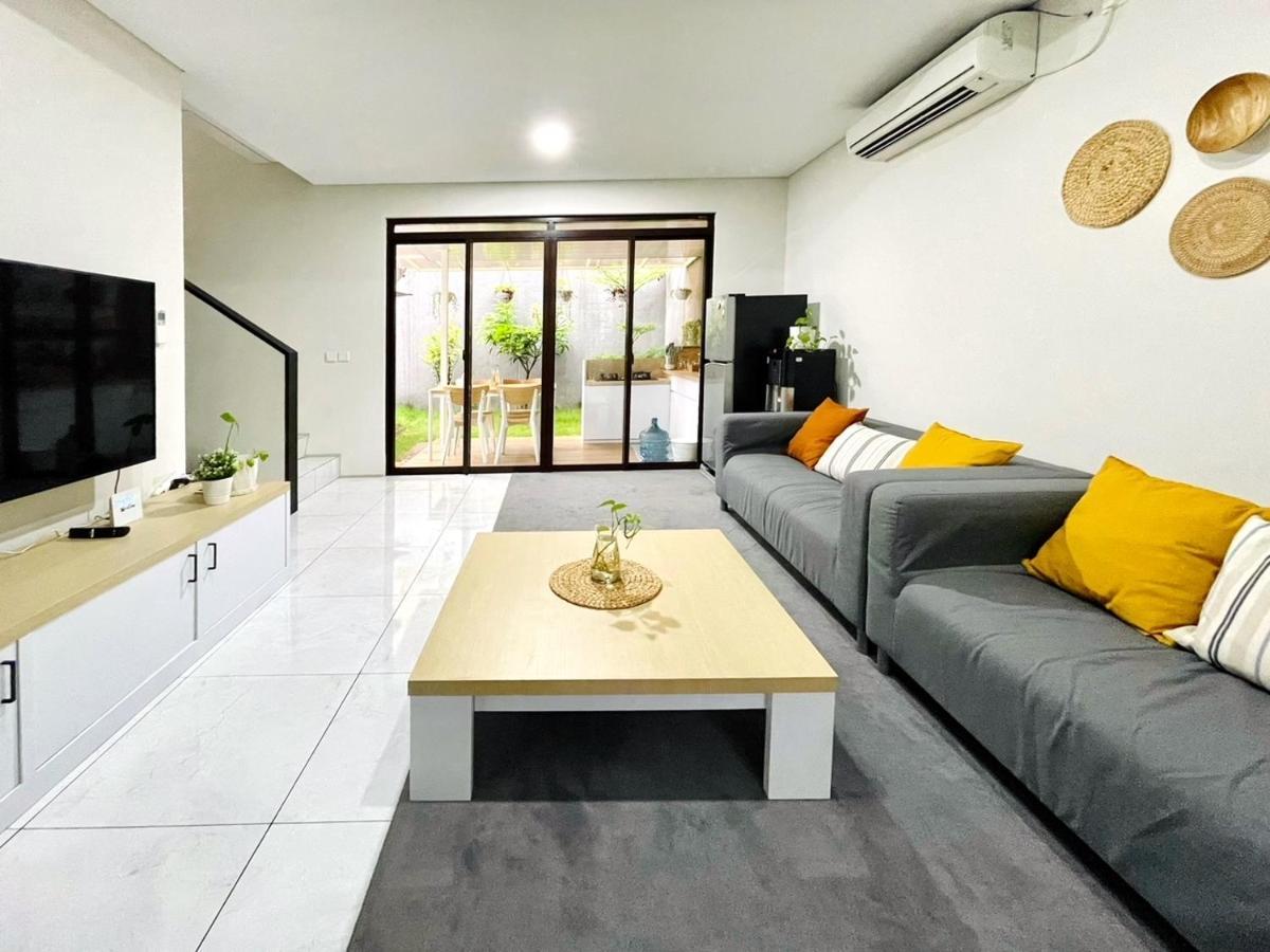 Larisa Homestay Syariah Padalarang Εξωτερικό φωτογραφία