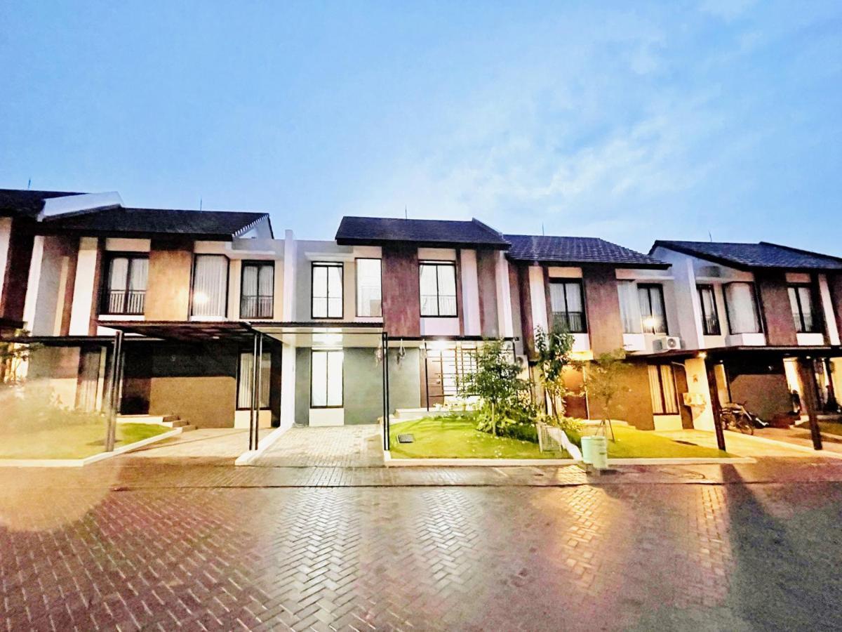 Larisa Homestay Syariah Padalarang Εξωτερικό φωτογραφία