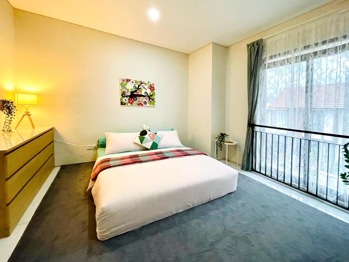 Larisa Homestay Syariah Padalarang Εξωτερικό φωτογραφία